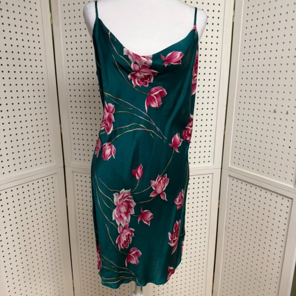 Vintage Victoria's Secret Gold Label Emerald Green Floral 100% Silk Slip Chemise